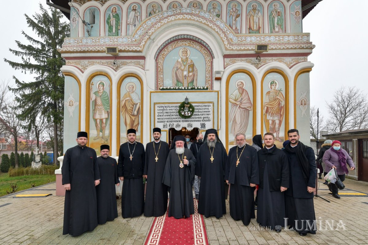 Moment aniversar la o biserică ilfoveană istorică 195473