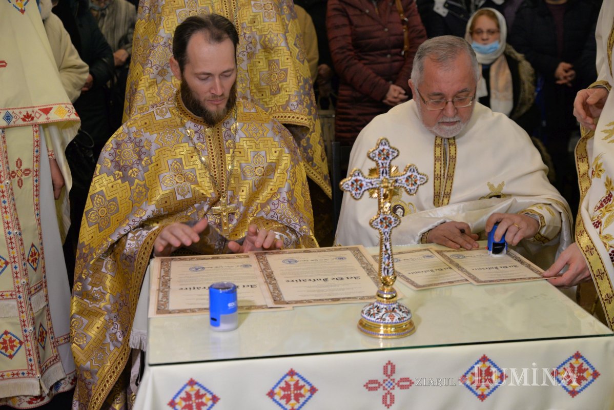 O parohie din Capitală s-a înfrățit cu o comunitate din Republica Moldova 195706