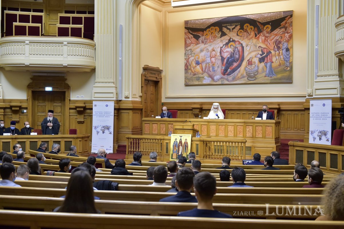 Simpozion dedicat pastorației românilor din diasporă la Palatul Patriarhiei 195902