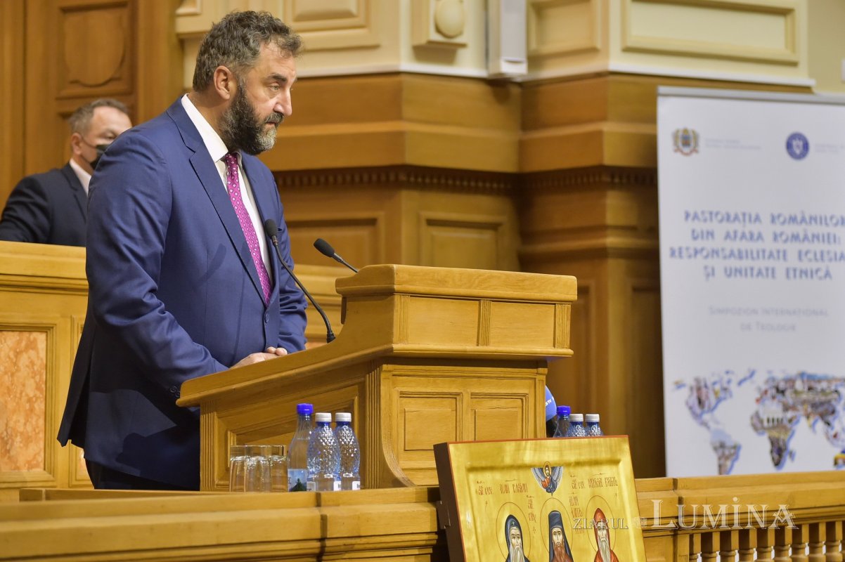 Simpozion dedicat pastorației românilor din diasporă la Palatul Patriarhiei 195920