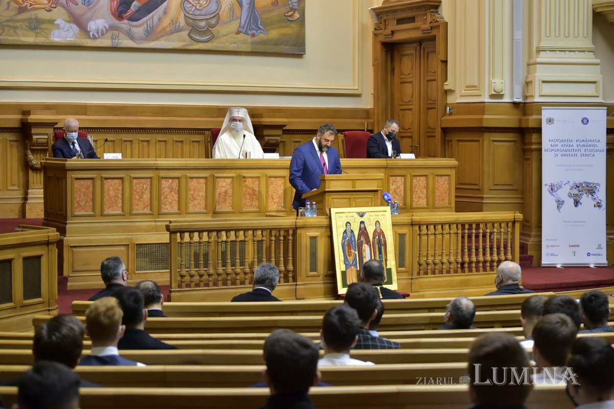 Simpozion dedicat pastorației românilor din diasporă la Palatul Patriarhiei 195921
