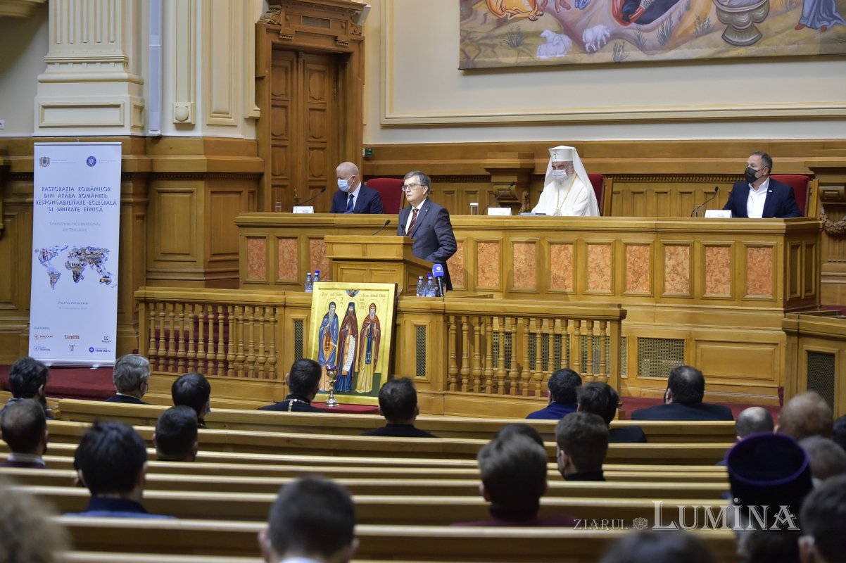 Simpozion dedicat pastorației românilor din diasporă la Palatul Patriarhiei 195922