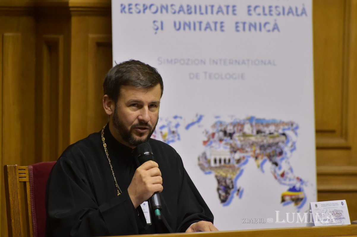 Simpozion dedicat pastorației românilor din diasporă la Palatul Patriarhiei 195928