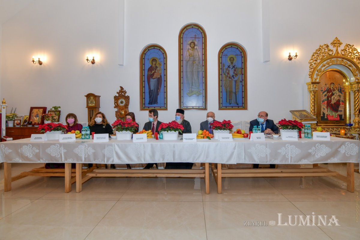 Conferinţa „Bucuria vindecării. Ştiinţă şi credinţă” la Paraclisul Catedralei Naţionale 196542