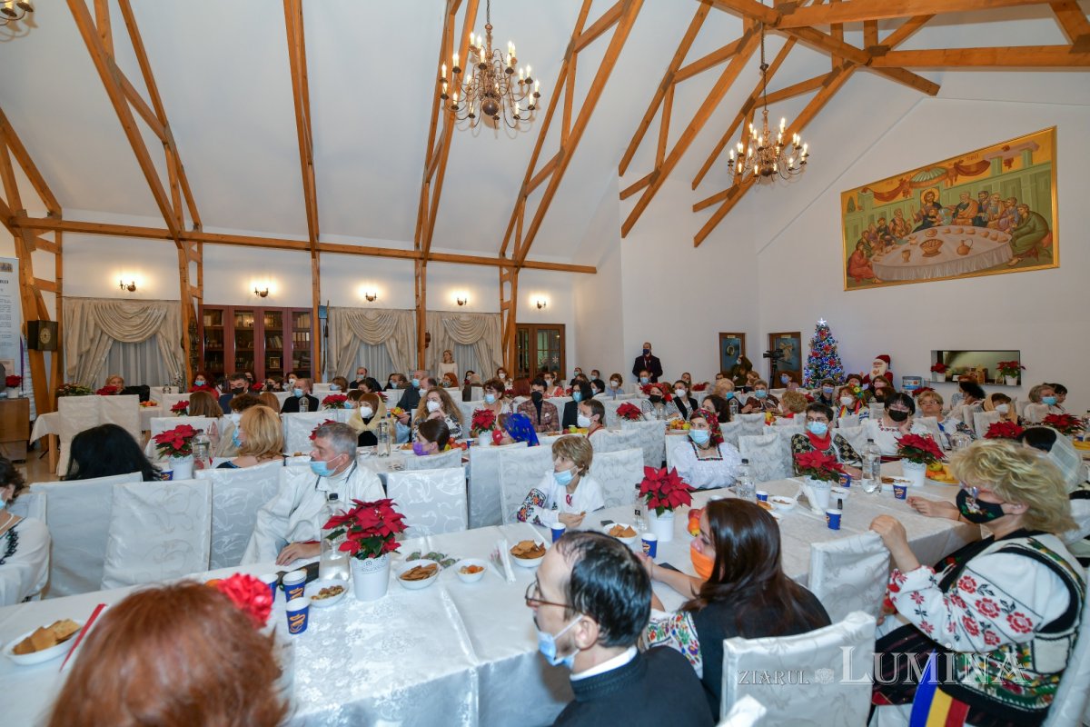 Conferinţa „Bucuria vindecării. Ştiinţă şi credinţă” la Paraclisul Catedralei Naţionale 196545