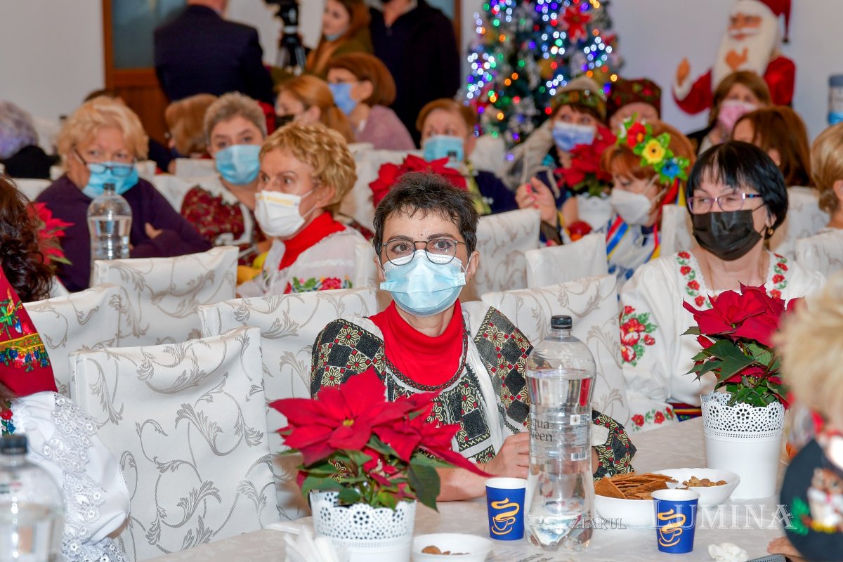 Conferinţa „Bucuria vindecării. Ştiinţă şi credinţă” la Paraclisul Catedralei Naţionale 196559