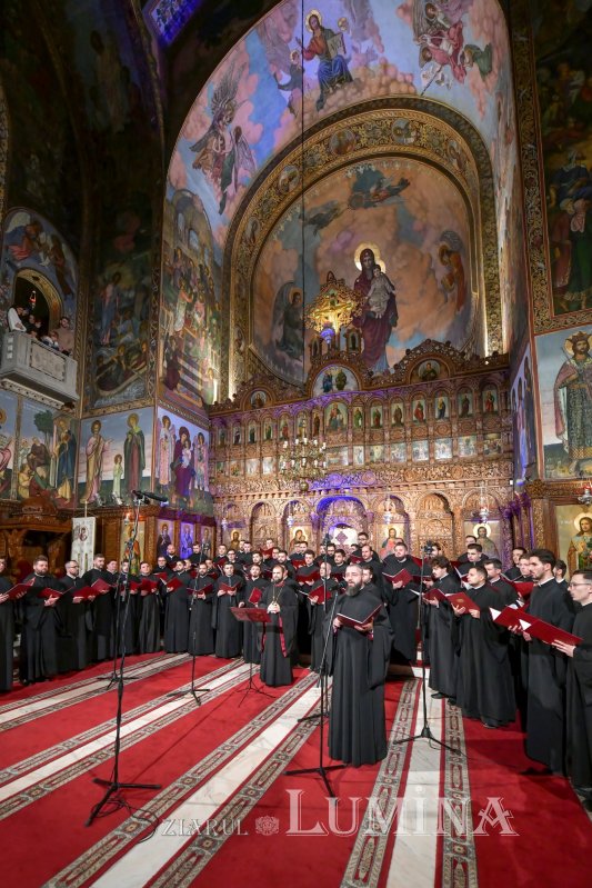 A 11-a ediție a concertului caritabil „După datini colindăm!” în Capitală 196828