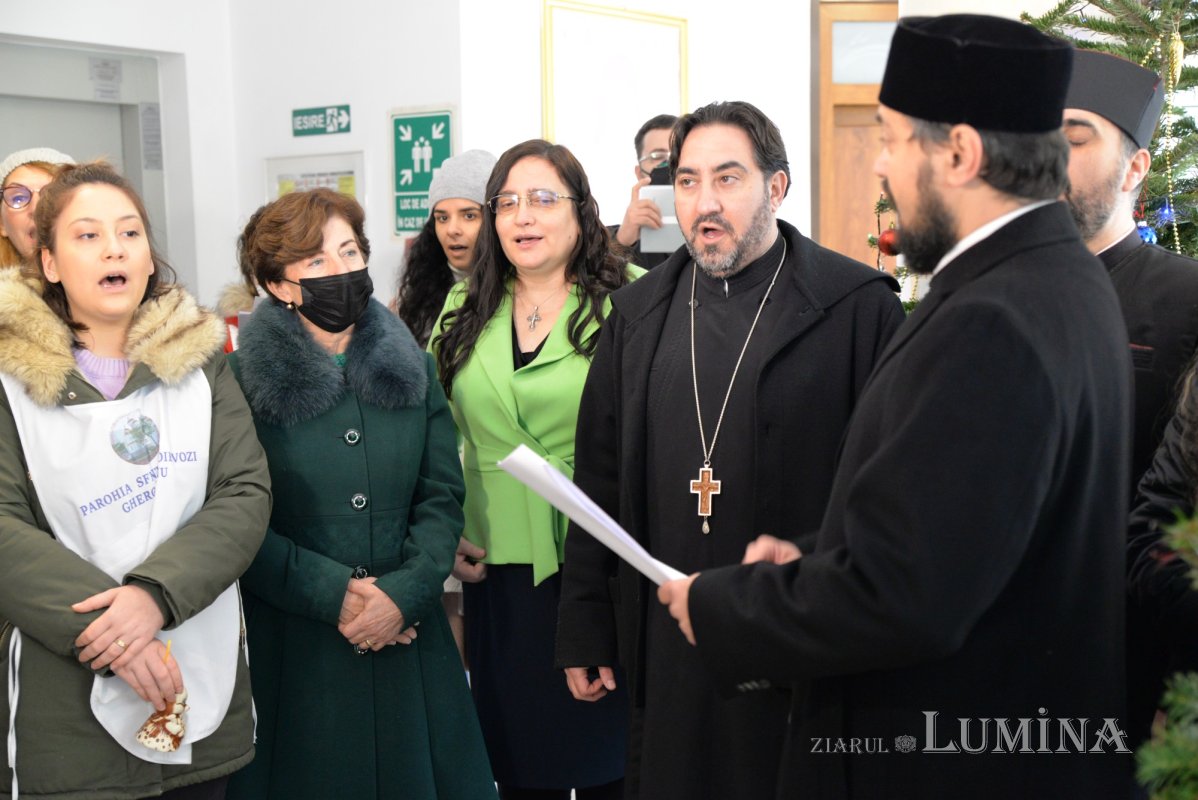 Daruri oferite beneficiarilor Centrului „Sfântul Nectarie” din București 197079