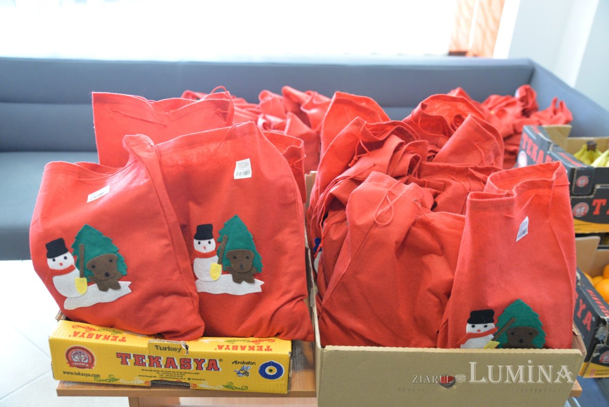 Daruri oferite beneficiarilor Centrului „Sfântul Nectarie” din București 197082