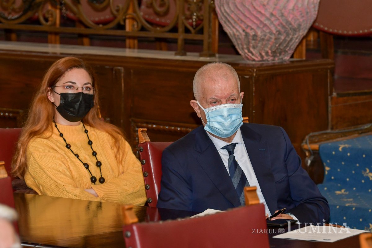 89,8% dintre români cred în Dumnezeu 196978