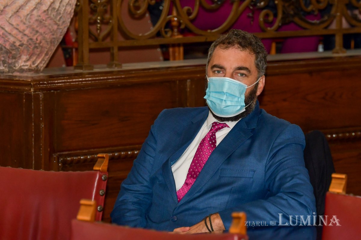 89,8% dintre români cred în Dumnezeu 196979