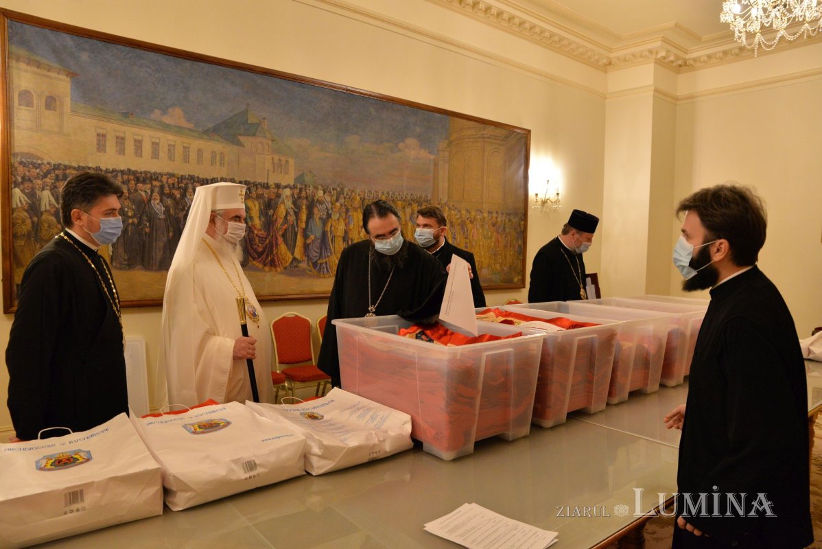 Darul Patriarhului României pentru parohiile și mănăstirile românești din străinătate 197165