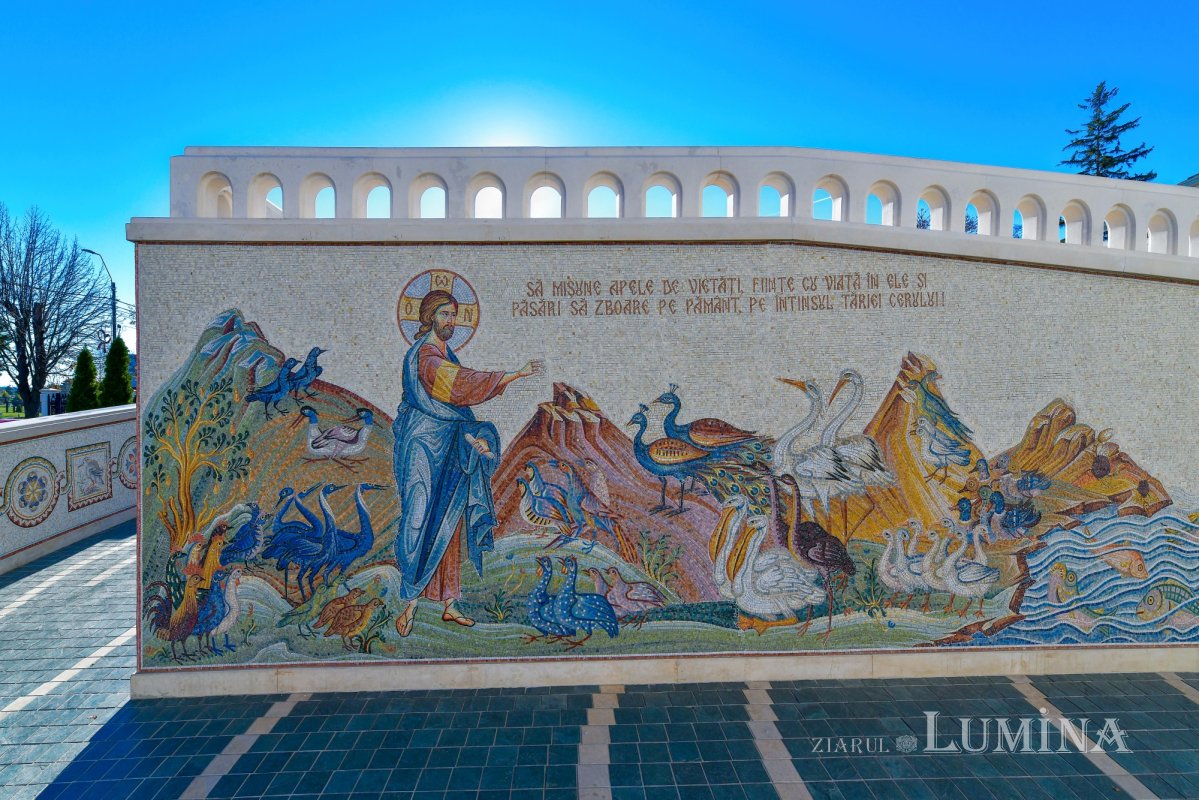 Frumuseţea creaţiei zugrăvită în mozaicurile unei stavropighii patriarhale 197026