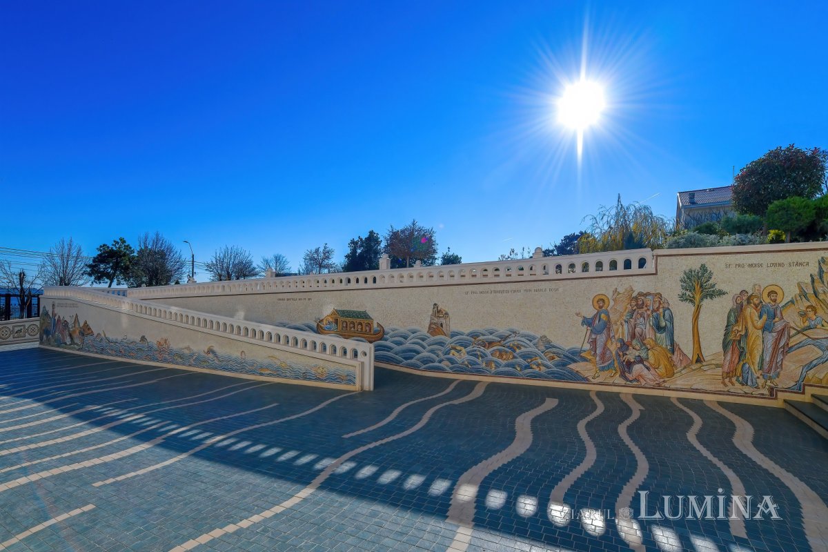 Frumuseţea creaţiei zugrăvită în mozaicurile unei stavropighii patriarhale 197028