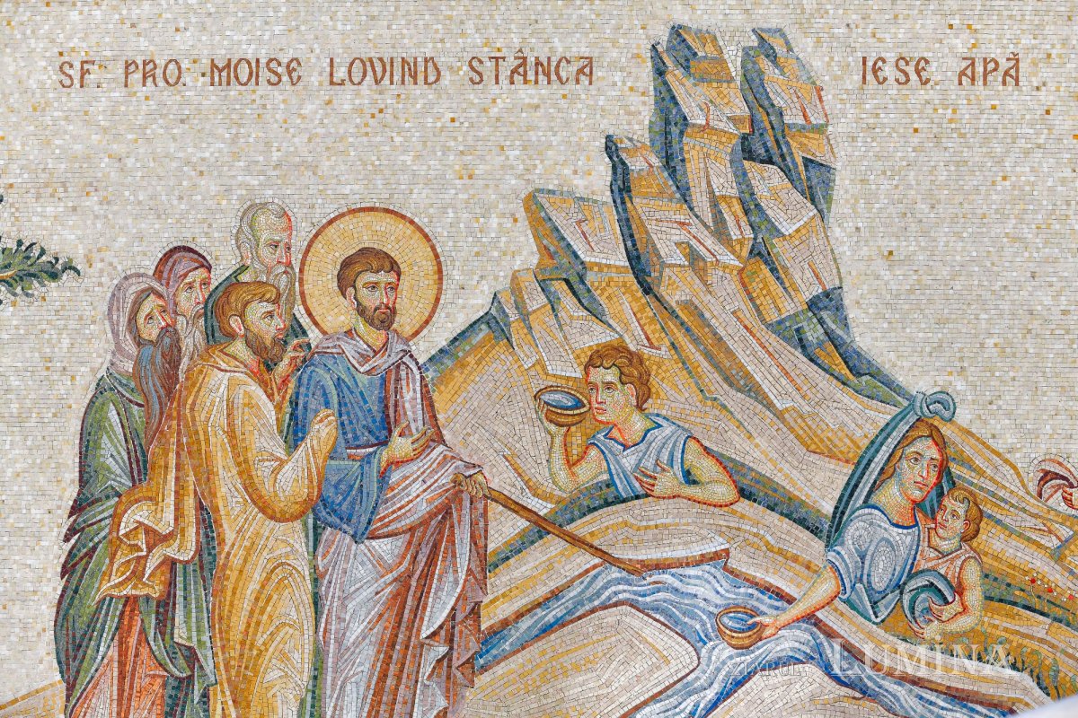 Frumuseţea creaţiei zugrăvită în mozaicurile unei stavropighii patriarhale 197033