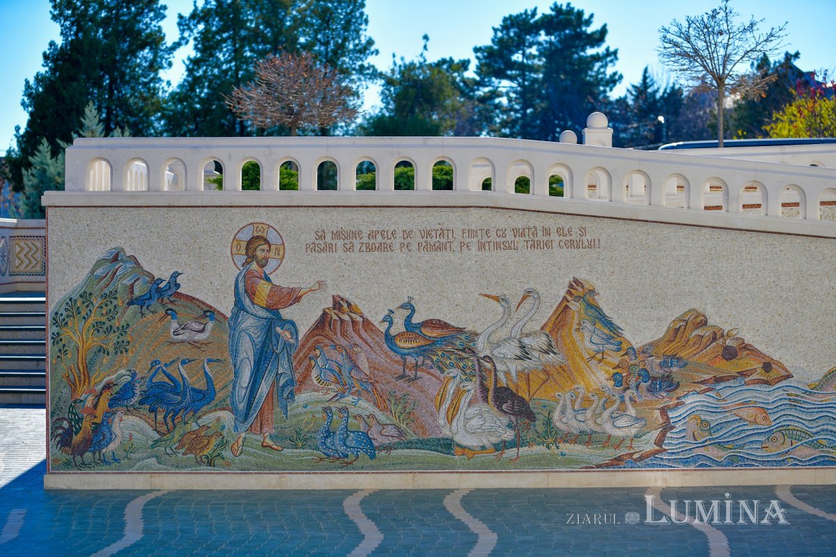 Frumuseţea creaţiei zugrăvită în mozaicurile unei stavropighii patriarhale 197039