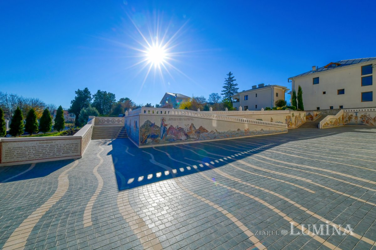 Frumuseţea creaţiei zugrăvită în mozaicurile unei stavropighii patriarhale 197053