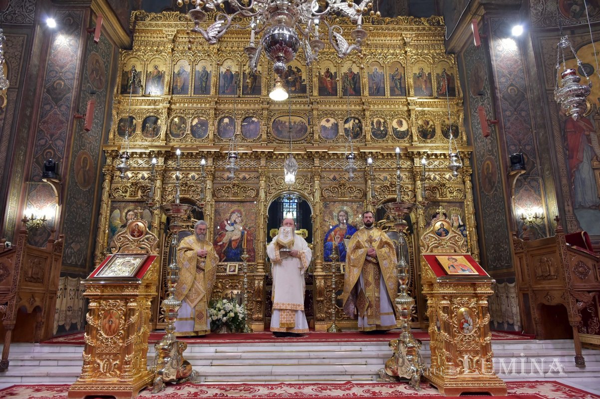 Patriarhul României și-a sărbătorit sfântul ocrotitor 197194