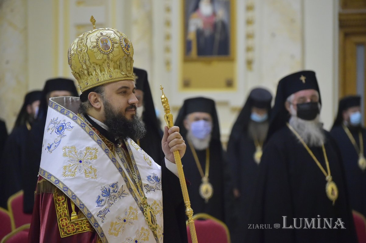 Patriarhul României și-a sărbătorit sfântul ocrotitor 197211