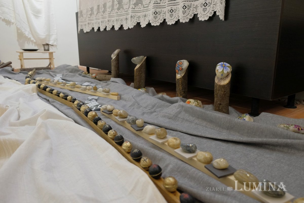 Vernisajul expoziției „Închinare Sfintei Cruci” la muzeul Mănăstirii Antim 197299