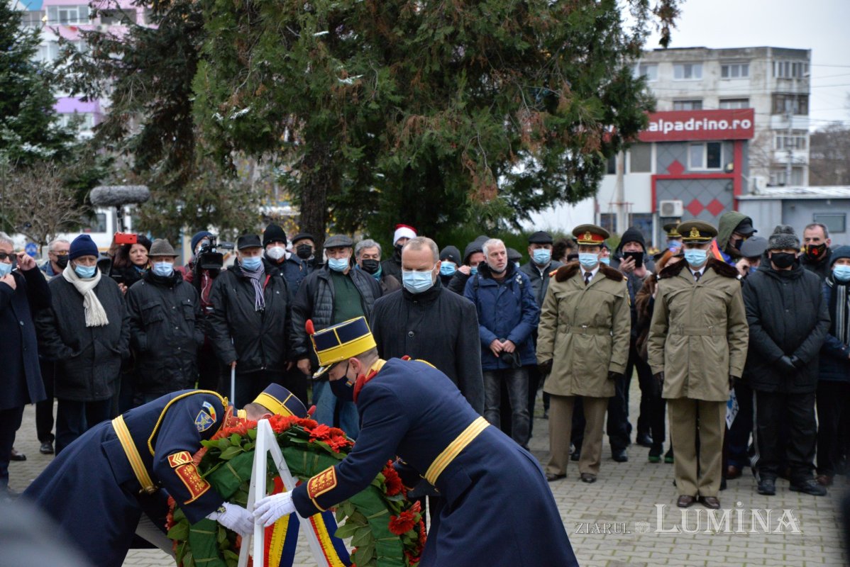 Comemorarea eroilor revoluţiei în cimitirul lor din Capitală 197787
