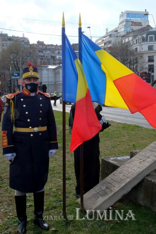 Martirii din decembrie 1989 au fost pomeniți și în Piața Universității 197809