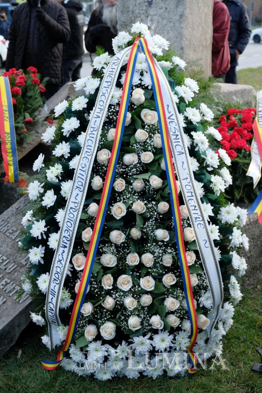 Martirii din decembrie 1989 au fost pomeniți și în Piața Universității 197811