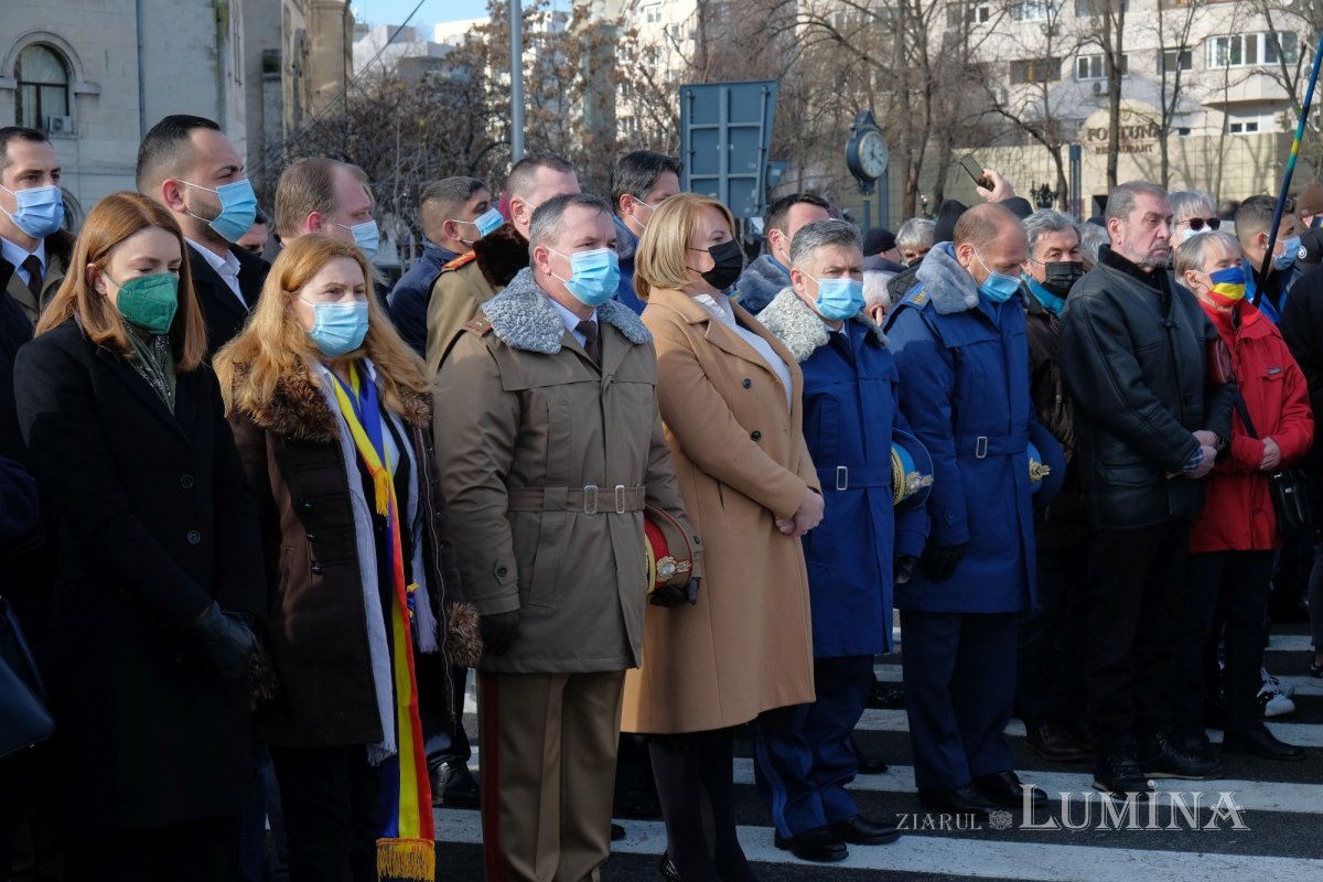 Martirii din decembrie 1989 au fost pomeniți și în Piața Universității 197825