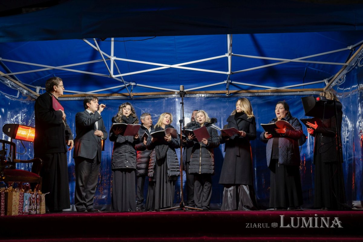 Nașterea Domnului vestită prin colind la Biserica „Sfântul Anton”-Curtea Veche 197899