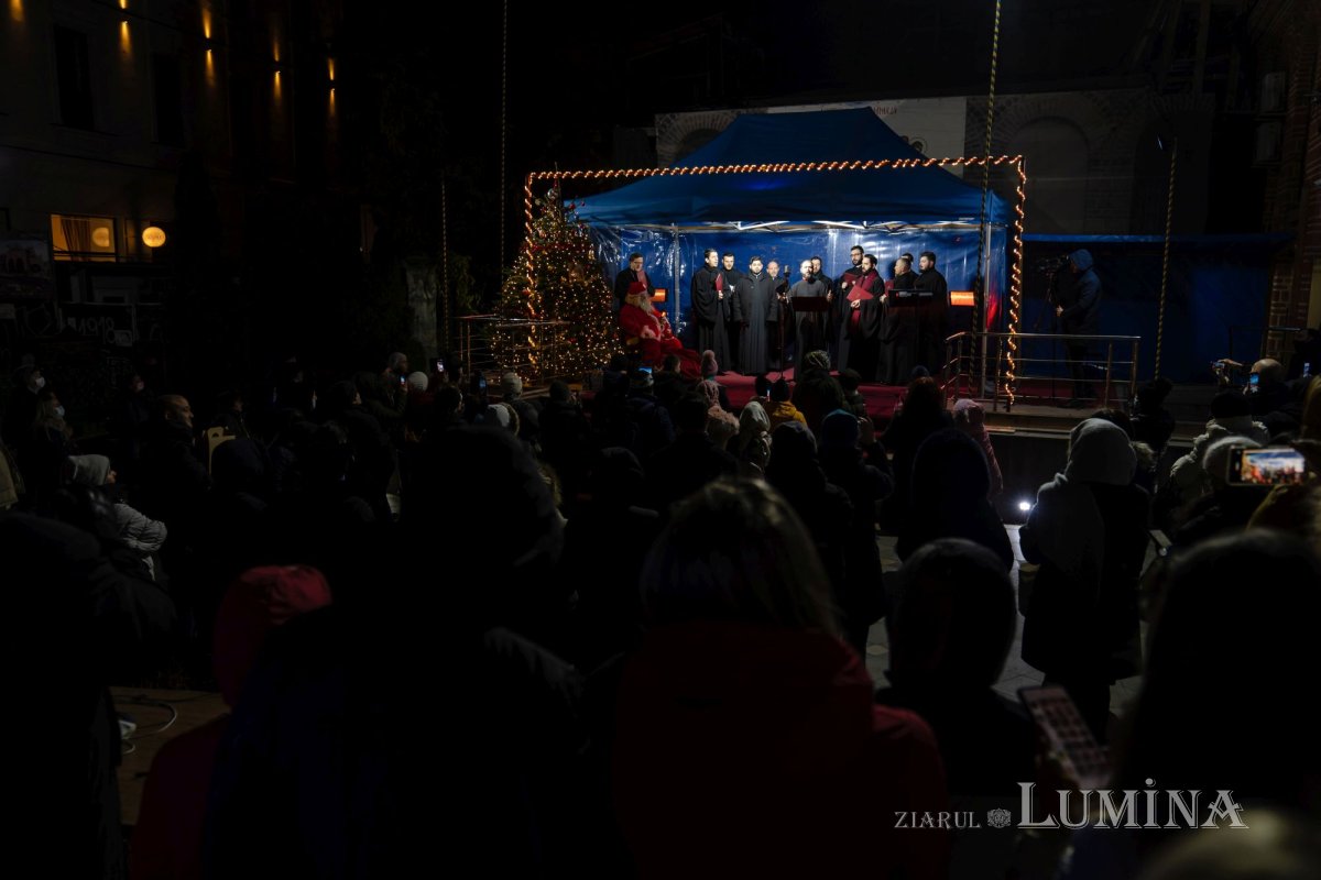Nașterea Domnului vestită prin colind la Biserica „Sfântul Anton”-Curtea Veche 197909