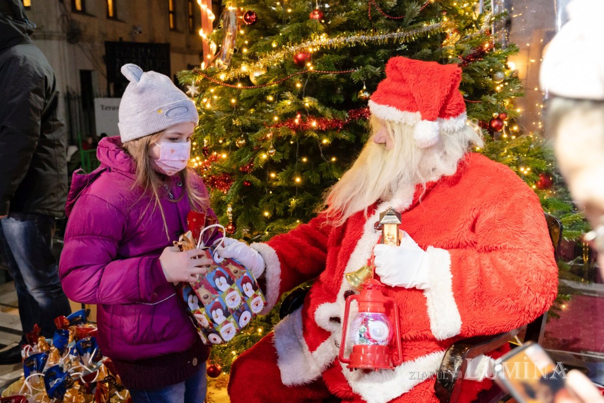 Nașterea Domnului vestită prin colind la Biserica „Sfântul Anton”-Curtea Veche 197929