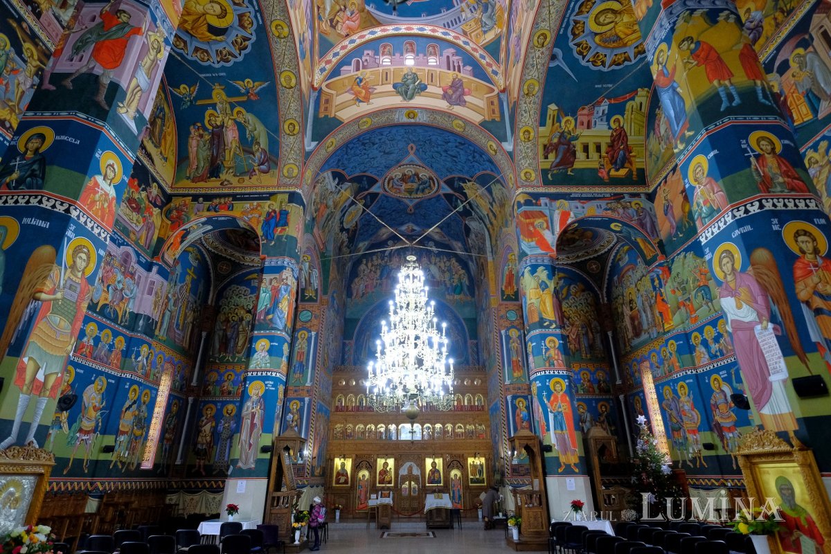 Târg de Crăciun, darul copiilor de la Biserica Huedin 197690