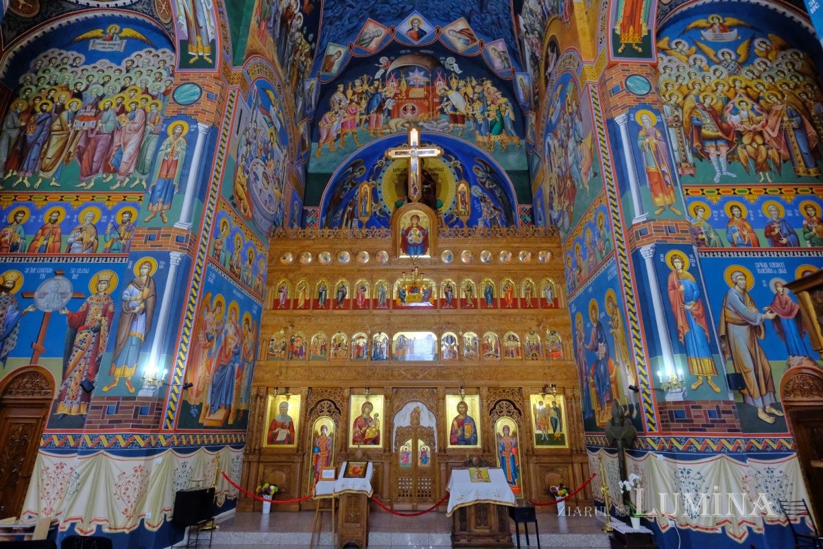 Târg de Crăciun, darul copiilor de la Biserica Huedin 197695