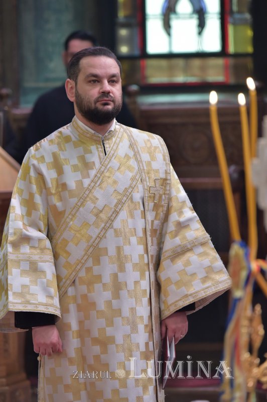 Eroii Revoluţiei din 1989 pomeniți la Catedrala Patriarhală și în alte locuri din Capitală 198017