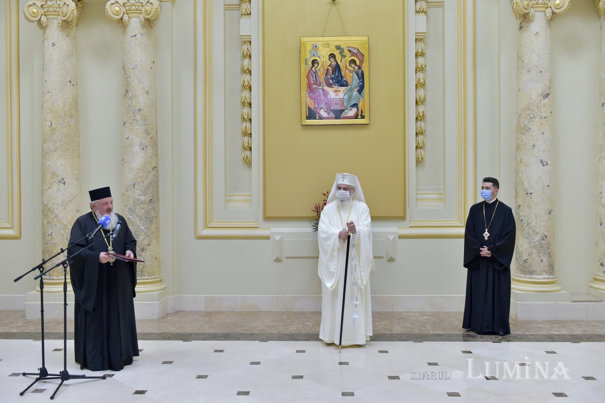 Recunoștință personalităților care au evidențiat lucrarea Bisericii în diasporă 198024