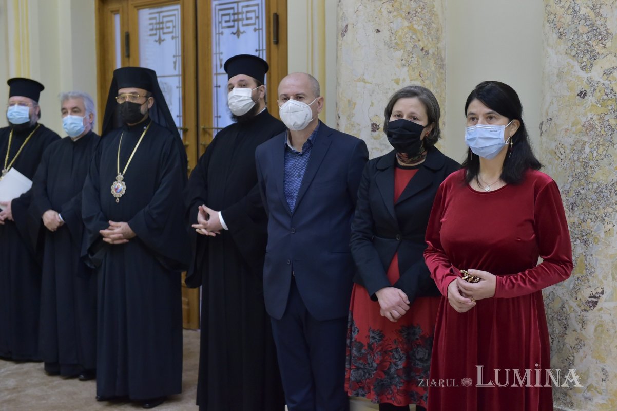 Recunoștință personalităților care au evidențiat lucrarea Bisericii în diasporă 198027