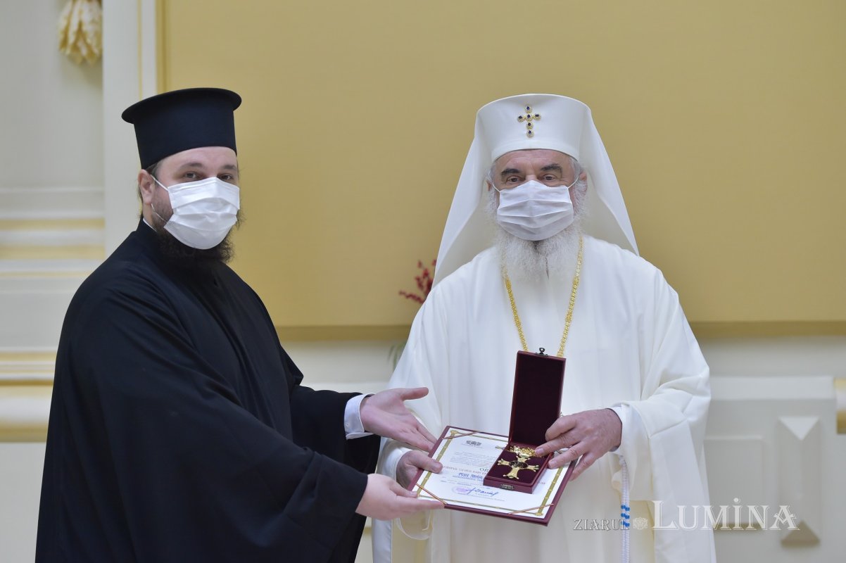 Recunoștință personalităților care au evidențiat lucrarea Bisericii în diasporă 198033