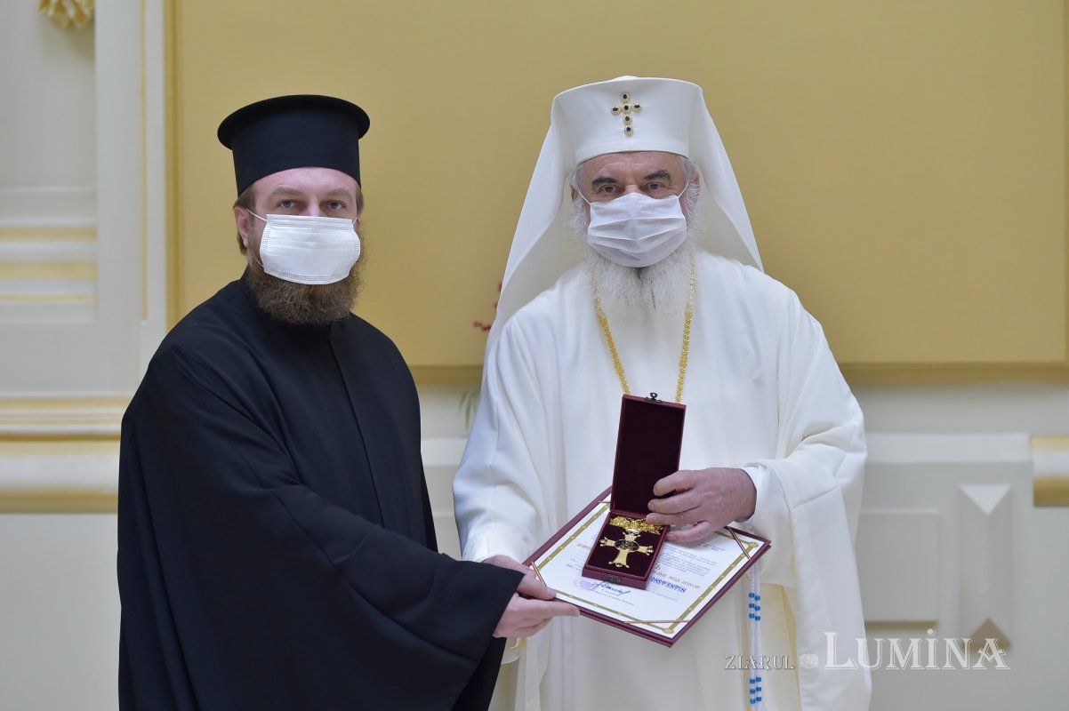 Recunoștință personalităților care au evidențiat lucrarea Bisericii în diasporă 198034