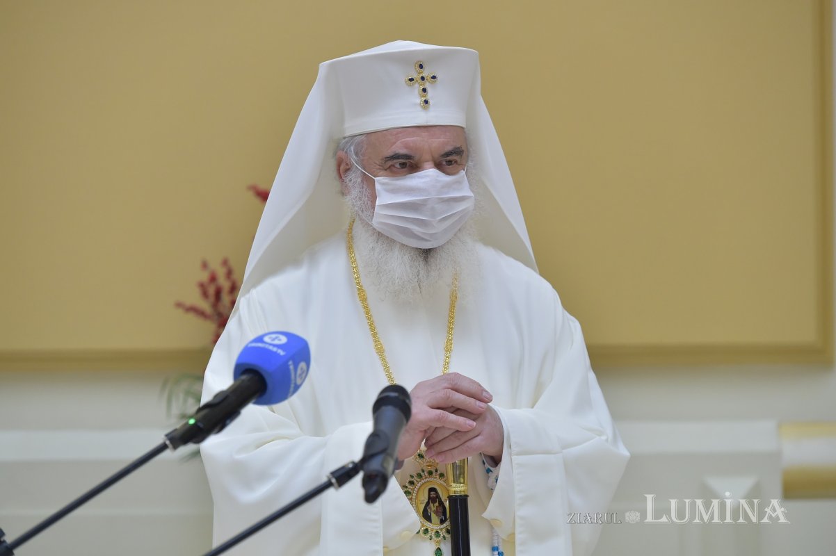 Recunoștință personalităților care au evidențiat lucrarea Bisericii în diasporă 198048