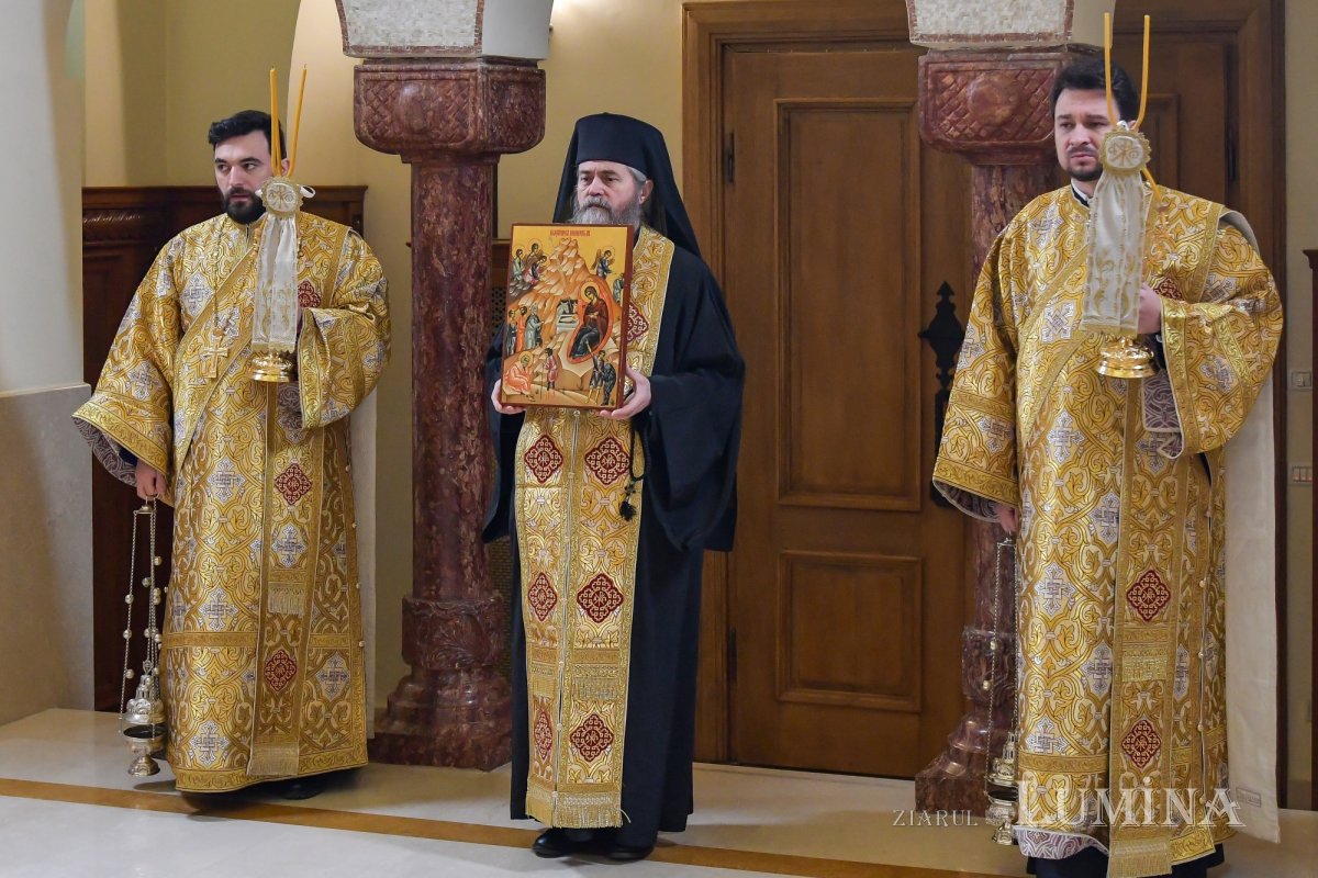 Vestirea tradițională a Nașterii Domnului la Reședința Patriarhală 198250