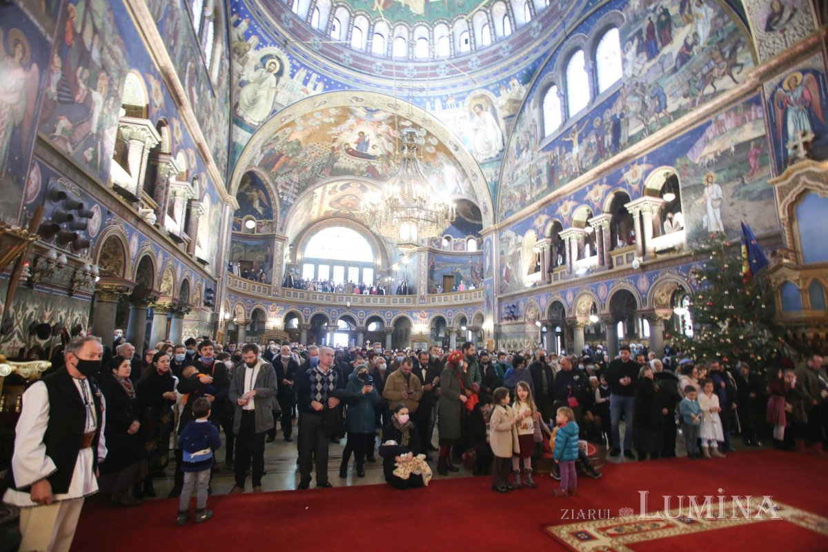 Praznicul Naşterii Domnului la Catedrala Mitropolitană din Sibiu 198404