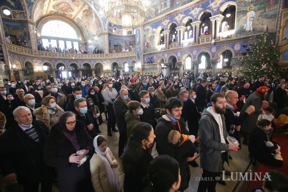 Praznicul Naşterii Domnului la Catedrala Mitropolitană din Sibiu 198405
