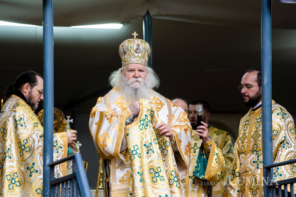 Sărbătoarea Nașterii Domnului la Catedrala din Suceava 198524