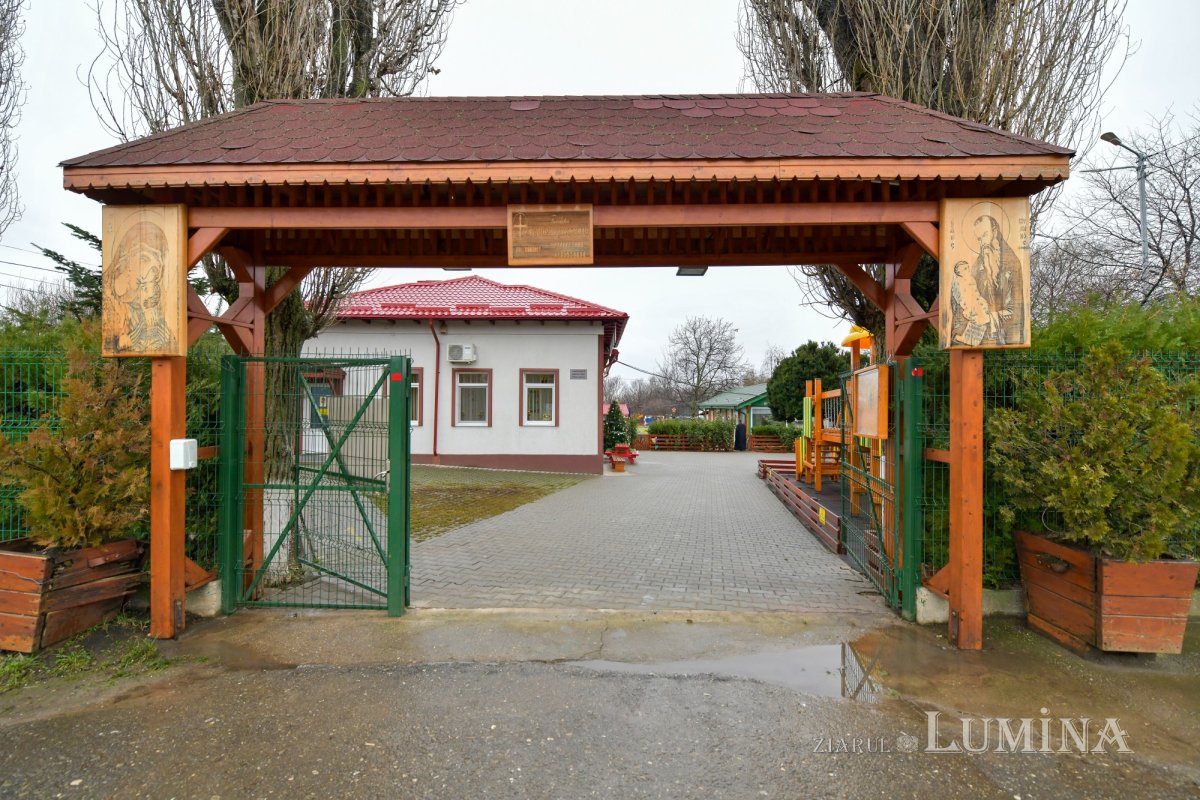 Binecuvântarea Patriarhului României pentru credincioșii din Urlați 198665