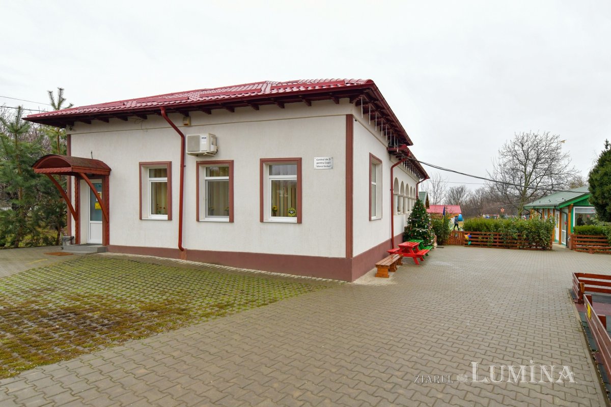 Binecuvântarea Patriarhului României pentru credincioșii din Urlați 198666