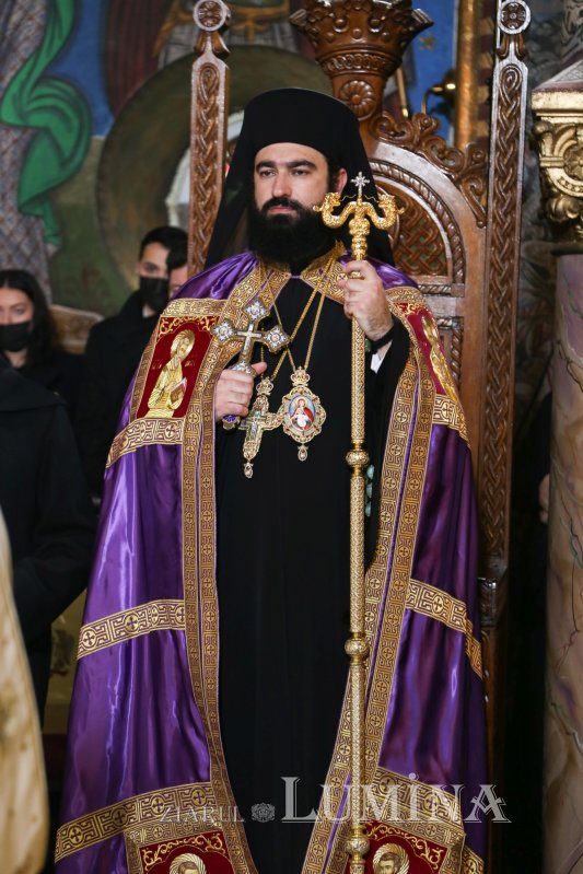 A fost întronizat noul Episcop al Devei şi Hunedoarei 198594