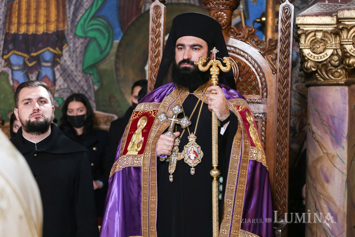 A fost întronizat noul Episcop al Devei şi Hunedoarei 198595