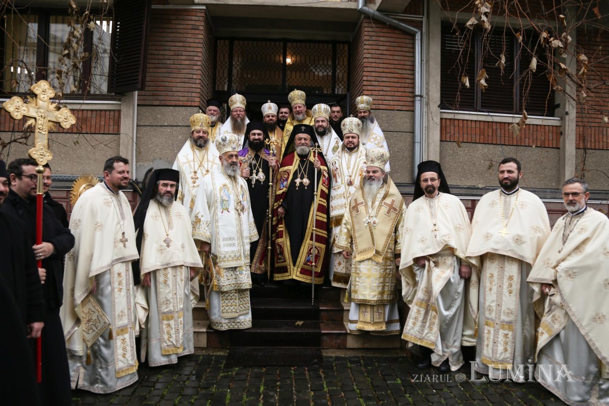 A fost întronizat noul Episcop al Devei şi Hunedoarei 198599