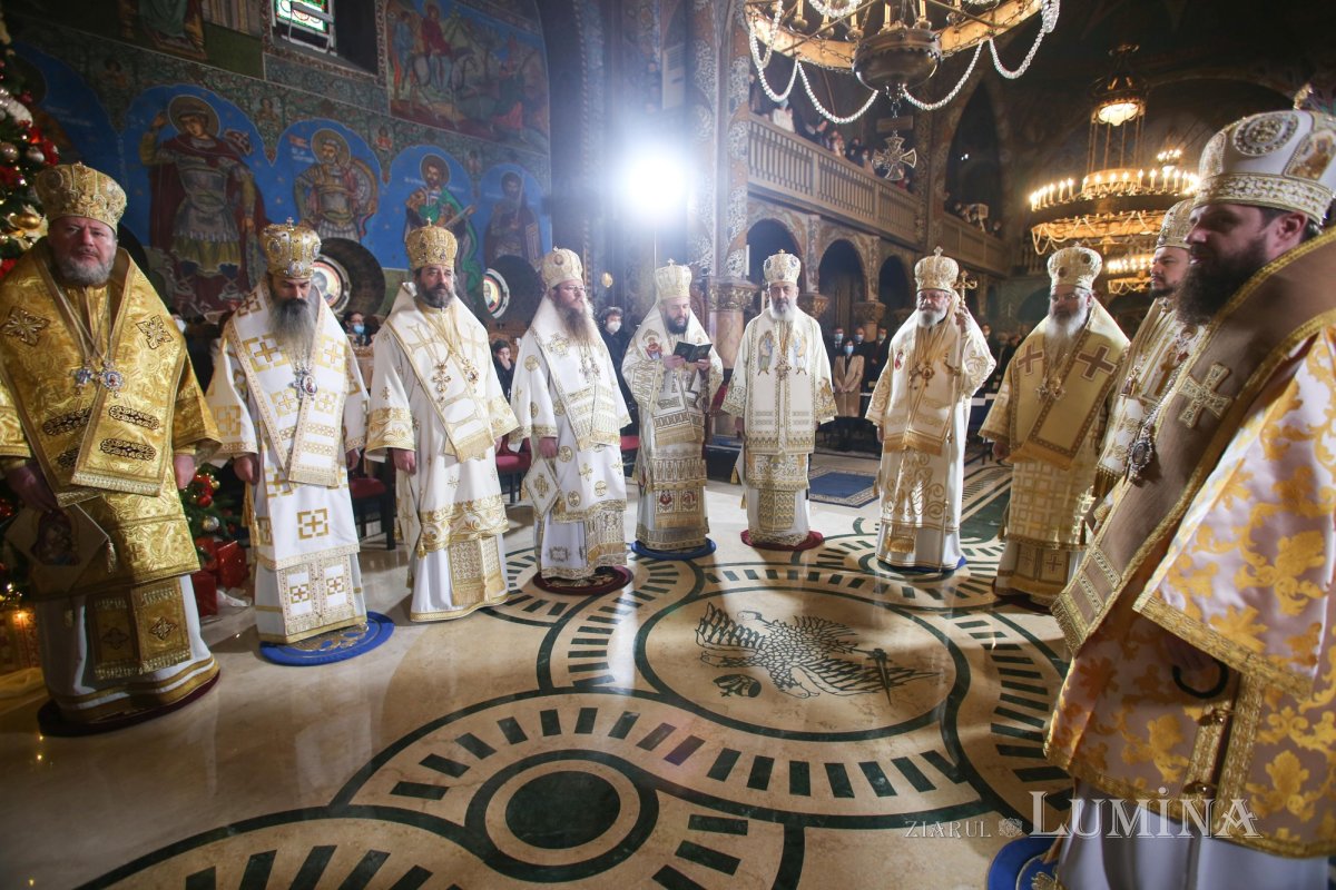 A fost întronizat noul Episcop al Devei şi Hunedoarei 198606