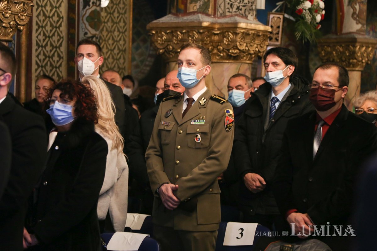 A fost întronizat noul Episcop al Devei şi Hunedoarei 198621